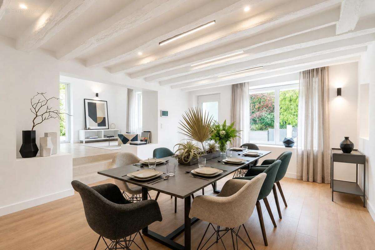 Maison rénovée de 192 m² à Neauphle-le-Vieux - photo 3