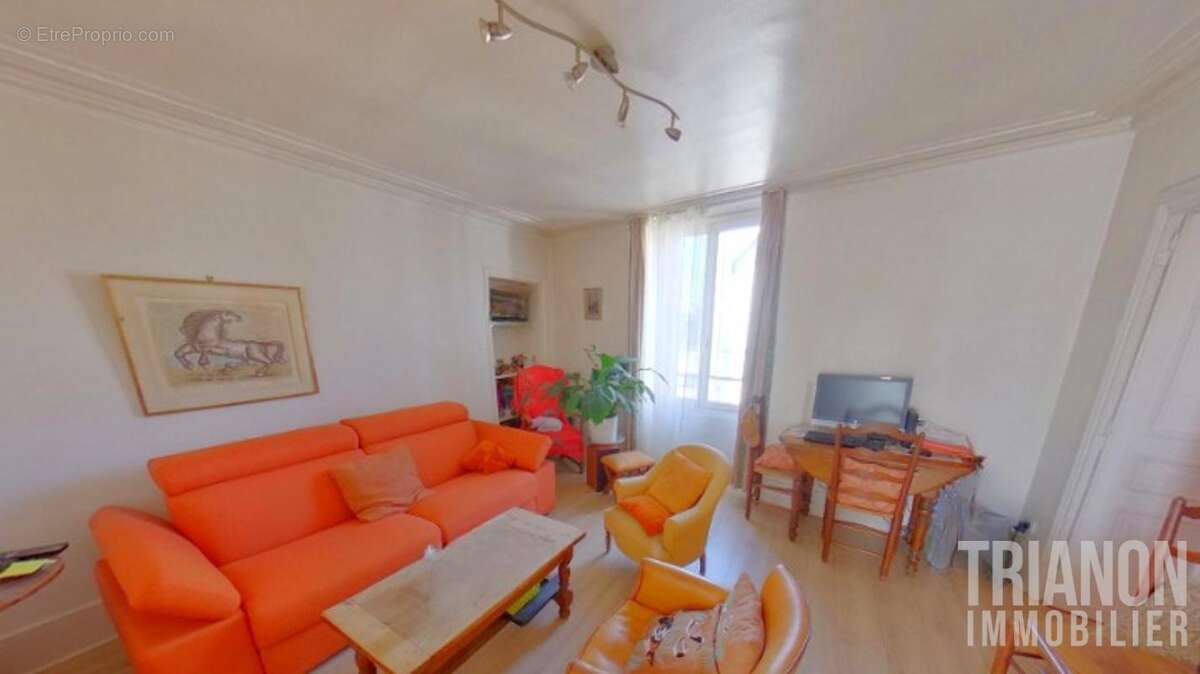 Commerce à TRIEL-SUR-SEINE