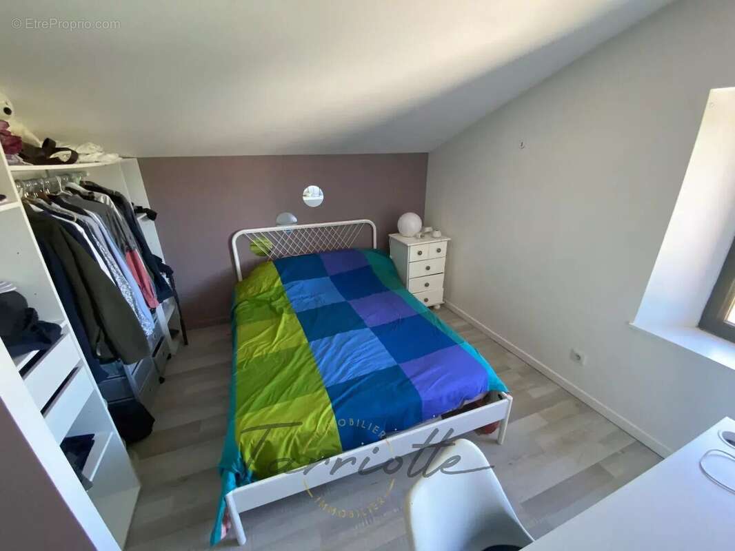 Maison à MONTELIMAR