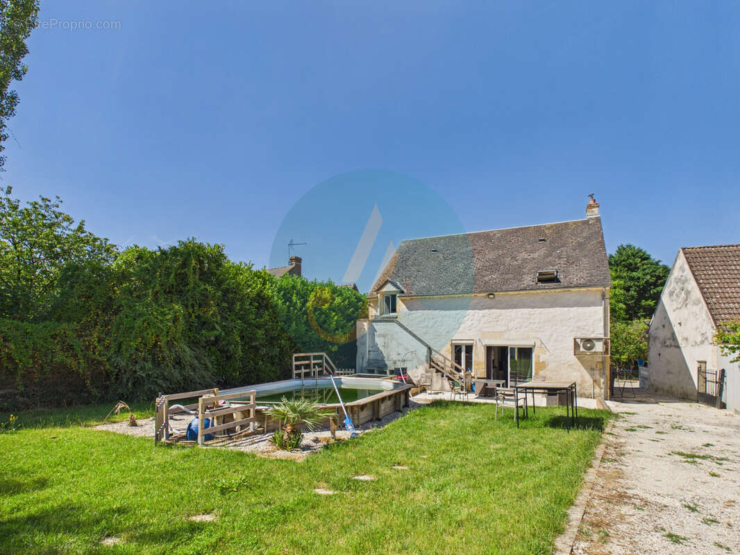 Maison à PARIGNY-LES-VAUX