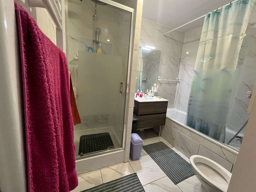 Appartement à LE BLANC-MESNIL