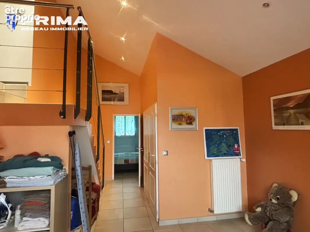 Voiron, adresse prisée et convoitée, opportunité rare ! - photo 14