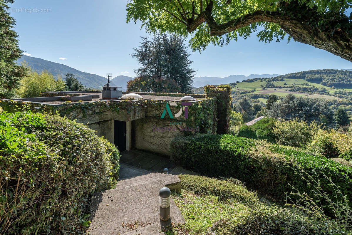 Maison à SAINT-MARTIN-D&#039;URIAGE