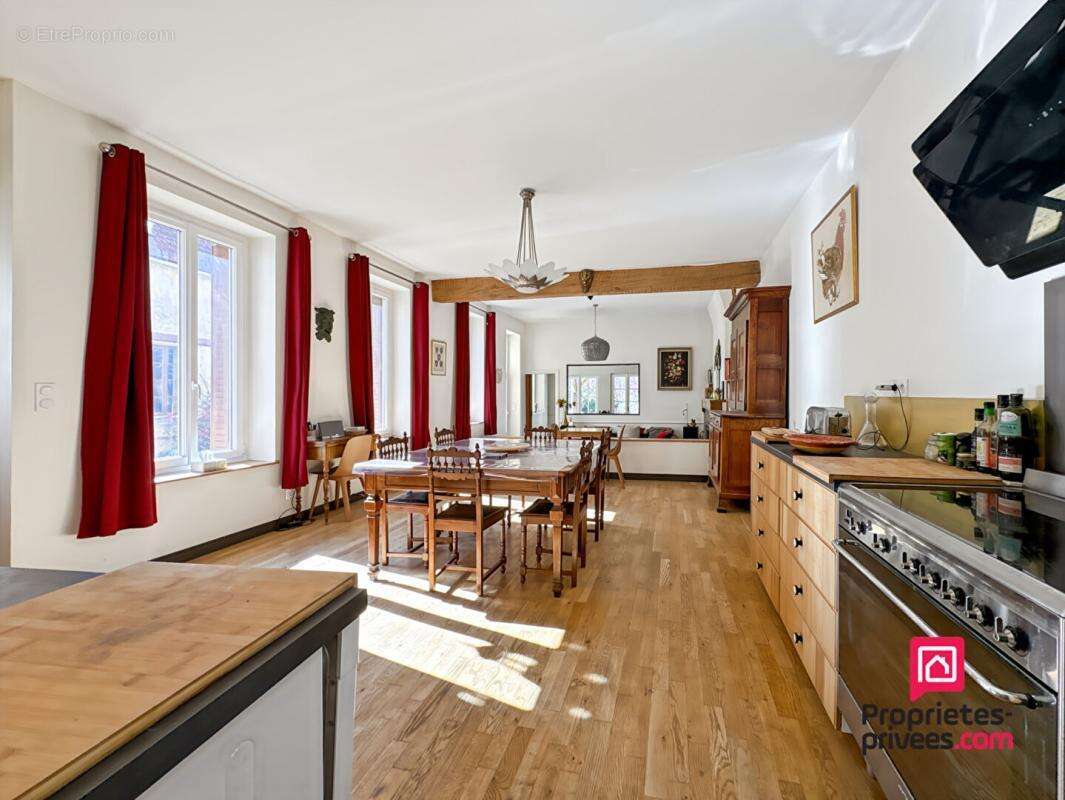 Maison à PRECY-SOUS-THIL