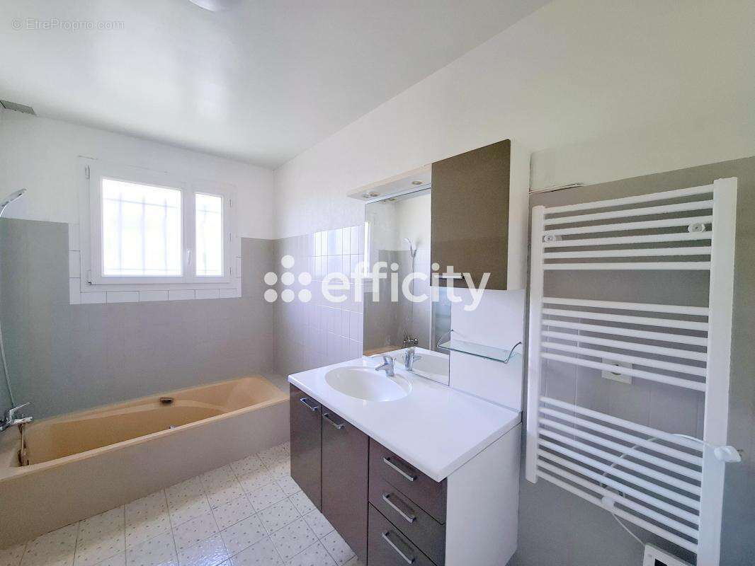 Maison à NOGENT-LE-ROTROU