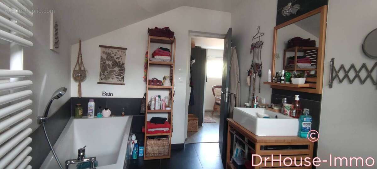 Maison à CHATELLERAULT