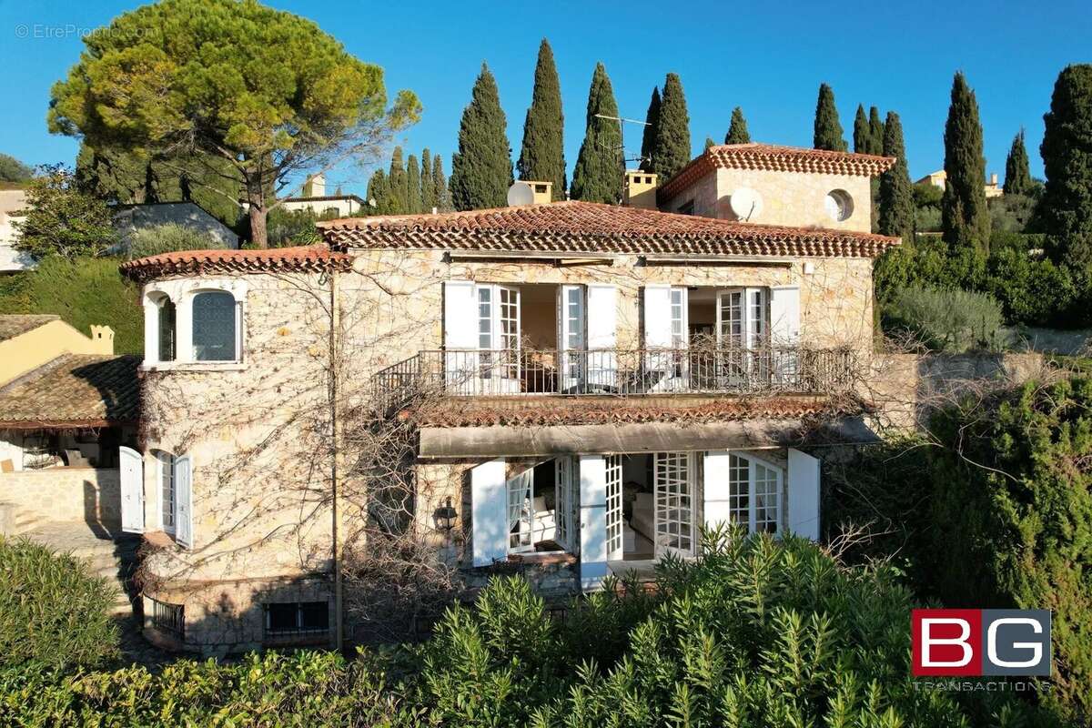 Maison à MOUGINS