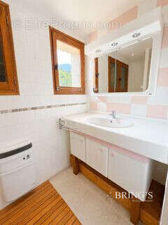 Appartement 82 m² à Saint-Pierre-De-Chartreuse  - photo 8