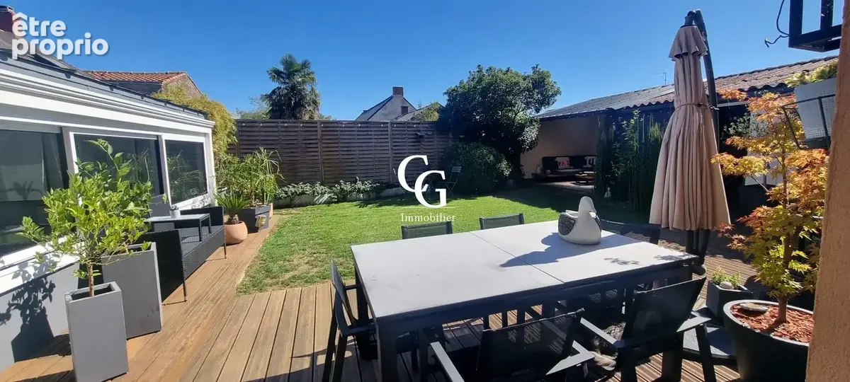 Maison 7 pièces 152 m² à vendre à Saint-Jean-De-Boiseau (44640) - photo 2