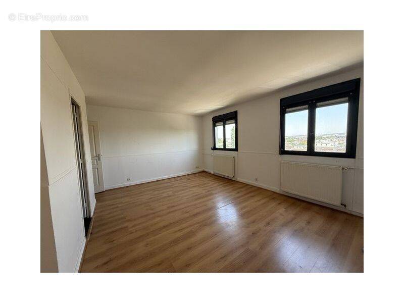 Appartement à SENS