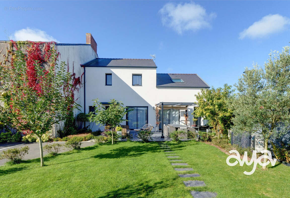 Maison à LE TEMPLE-DE-BRETAGNE
