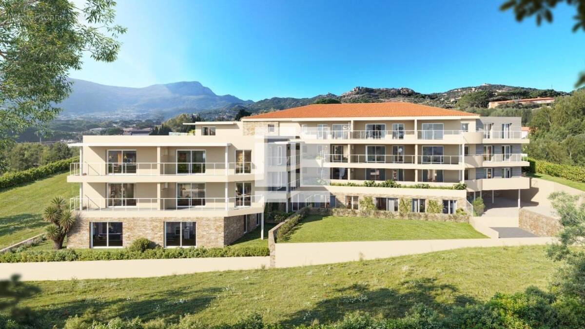 Appartement à CALVI