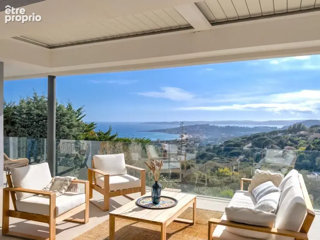 Sainte Maxime - Nartelle - Villa contemporaine d’exception – Vue mer panoramique - photo 6