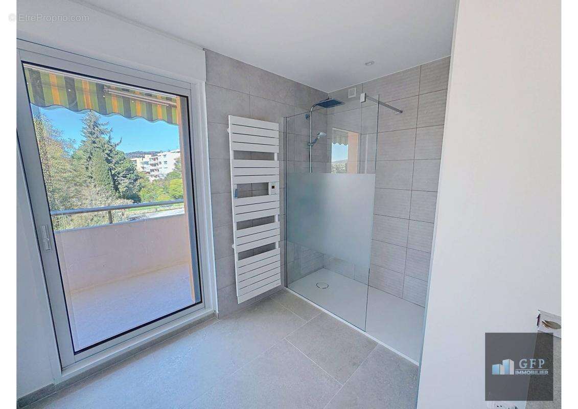 Appartement à LE LAVANDOU