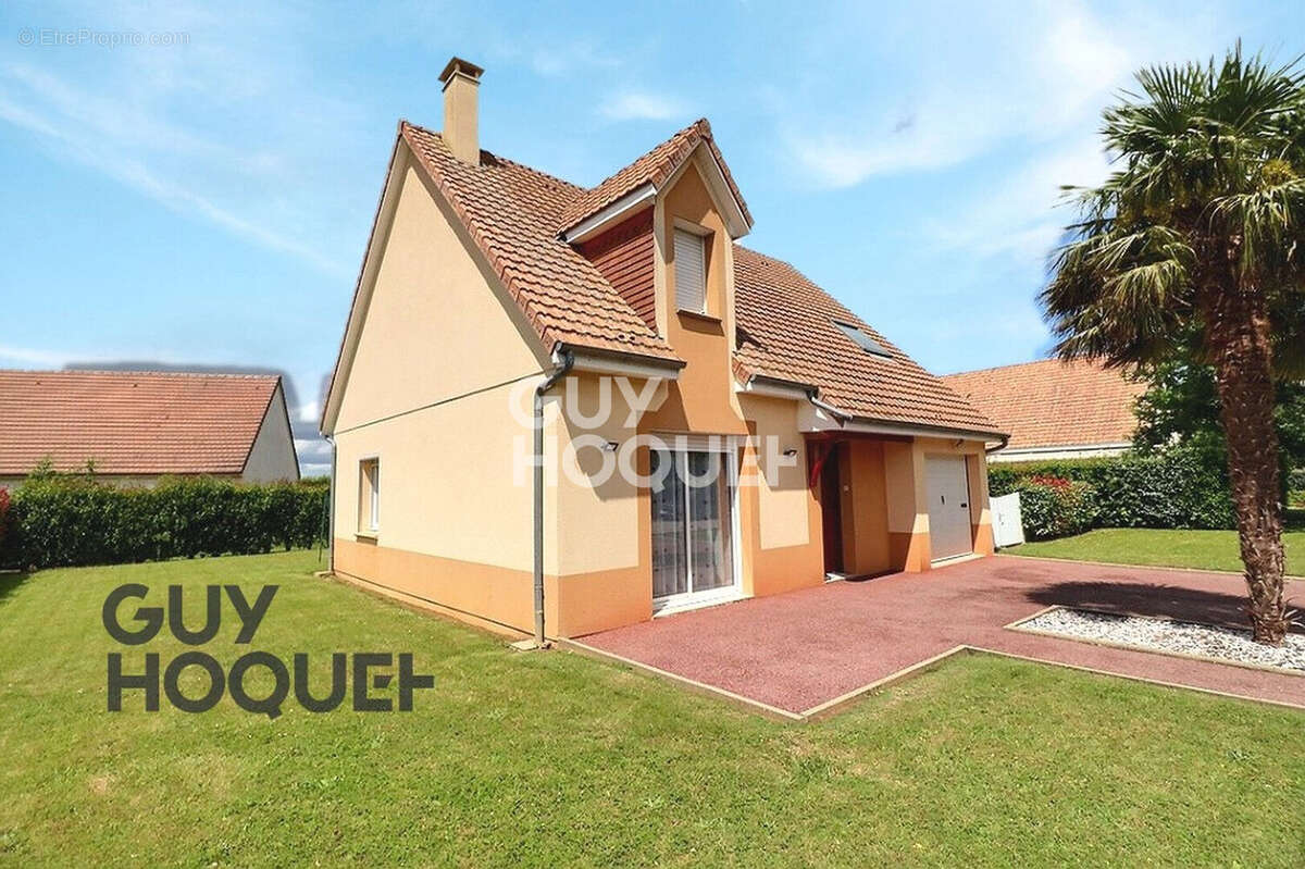 Maison à BERNAY