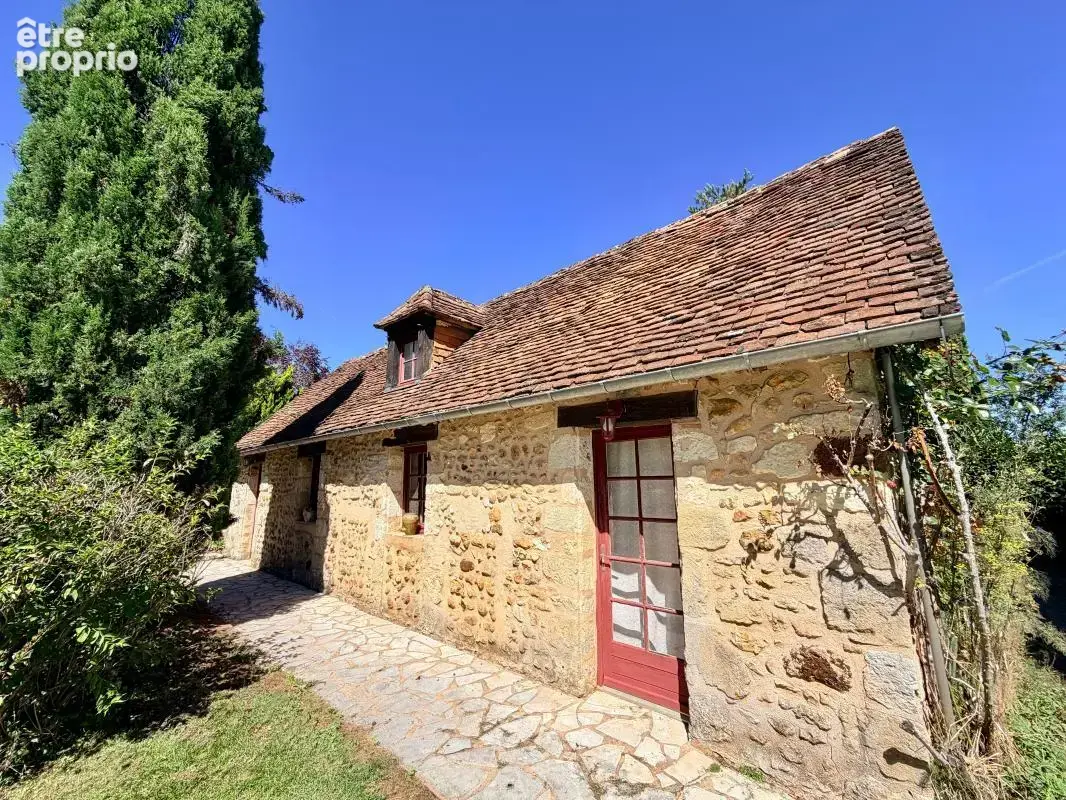 Trois maisons en pierre, piscine et étang - photo 25