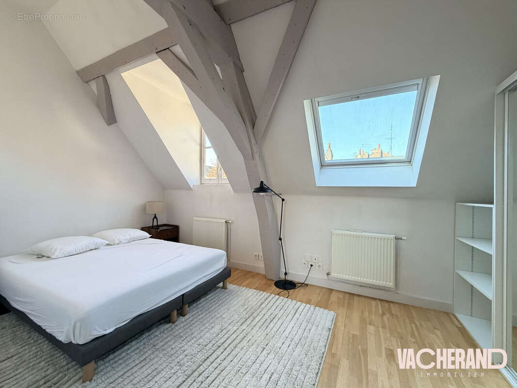 Appartement 77 m² à Lille  - photo 4