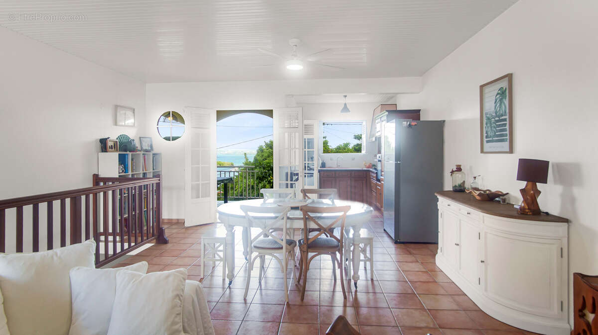 Maison à LES TROIS-ILETS