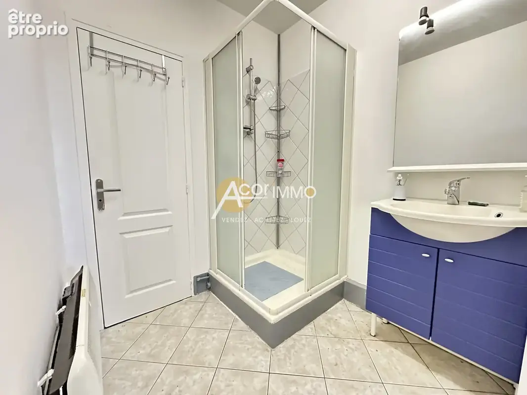 Local Commercial  -  Appartement T2  -  54,6m2  - Garage - photo 3