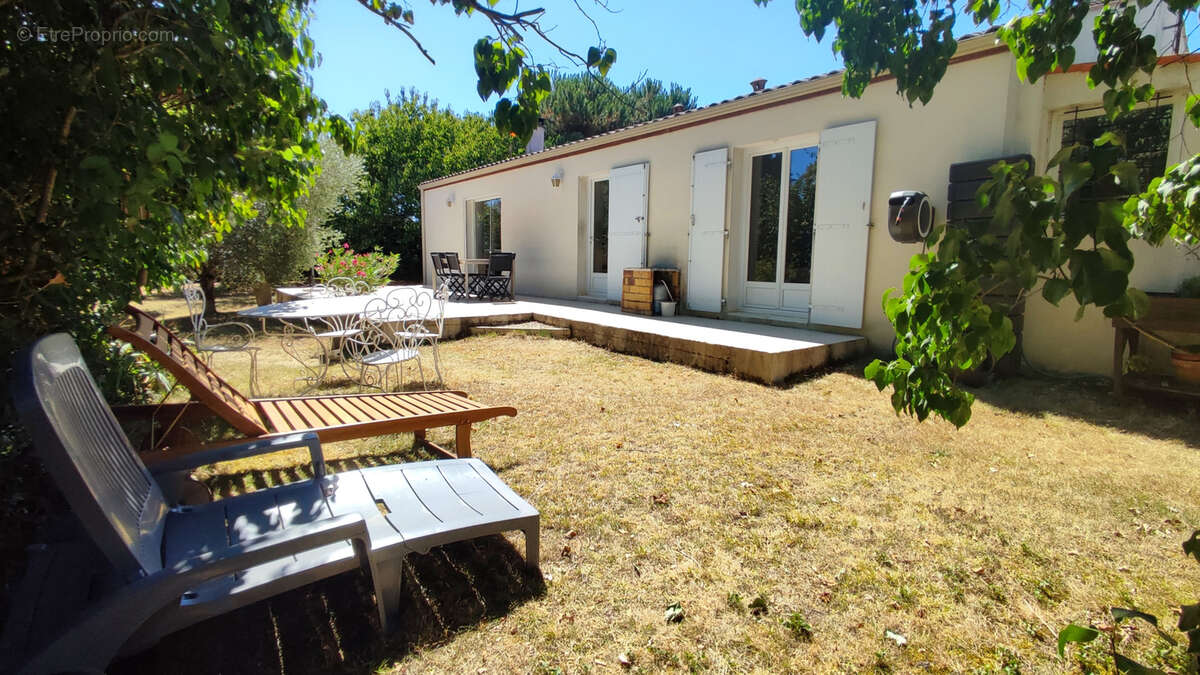 Maison 3 chb. avec jardin arboré, PAC et terrasse   À 13 min de Saintes - photo 13