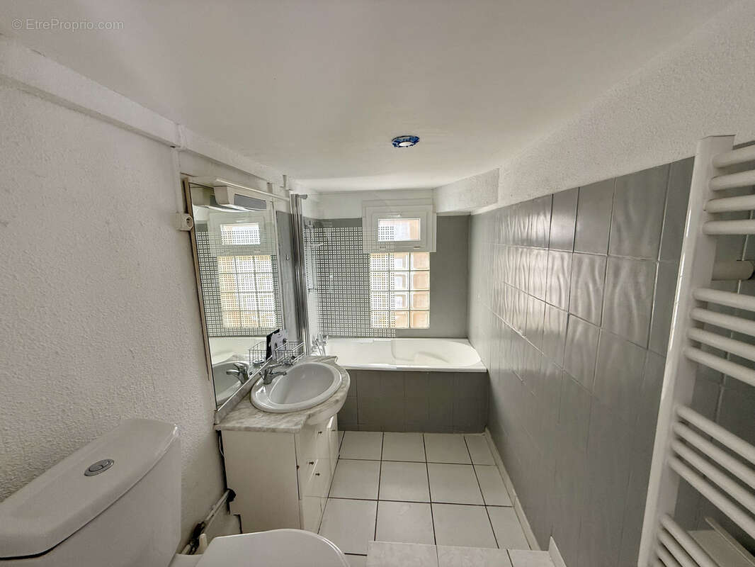 Appartement à BEZIERS