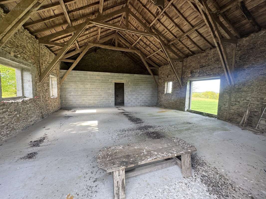 Maison à RIEUPEYROUX