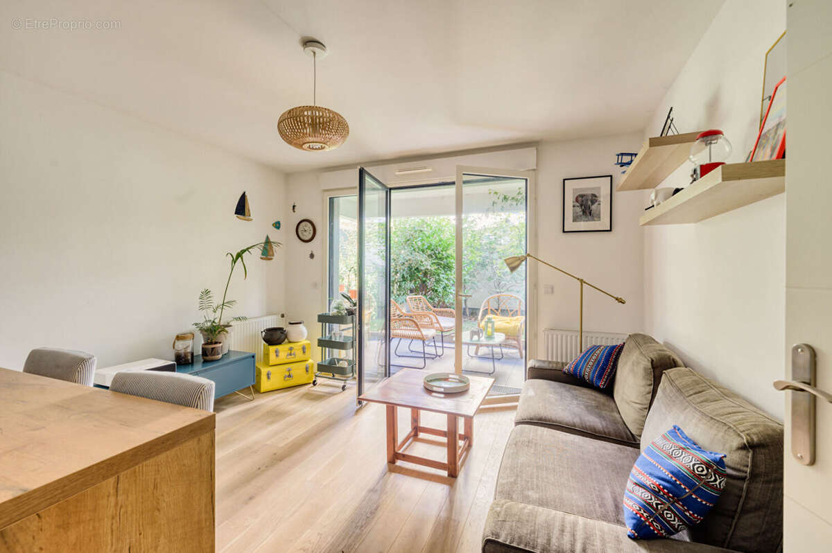 Appartement à LE PERREUX-SUR-MARNE