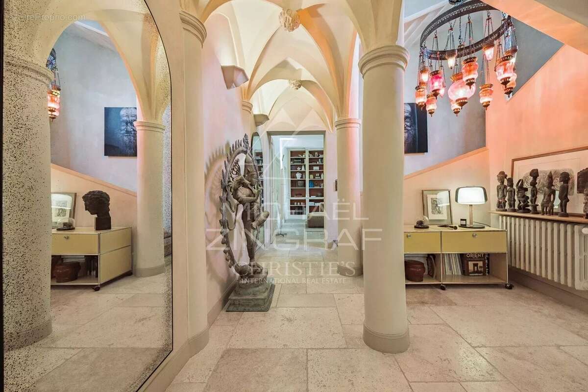 Maison à FIGANIERES