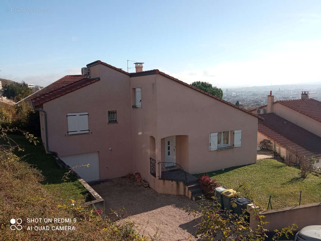 Maison à CLERMONT-FERRAND