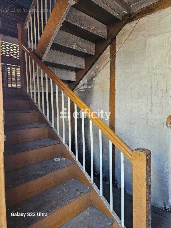 Appartement 284 m² à Cayenne  - photo 6