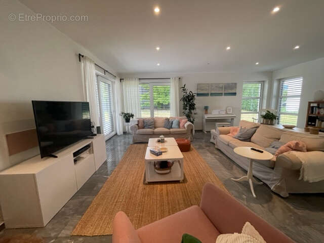 Commerce à WETTOLSHEIM