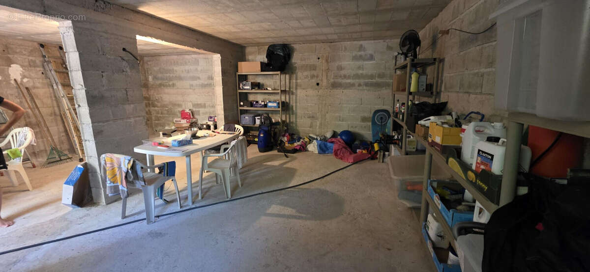 Maison à LES ISSAMBRES