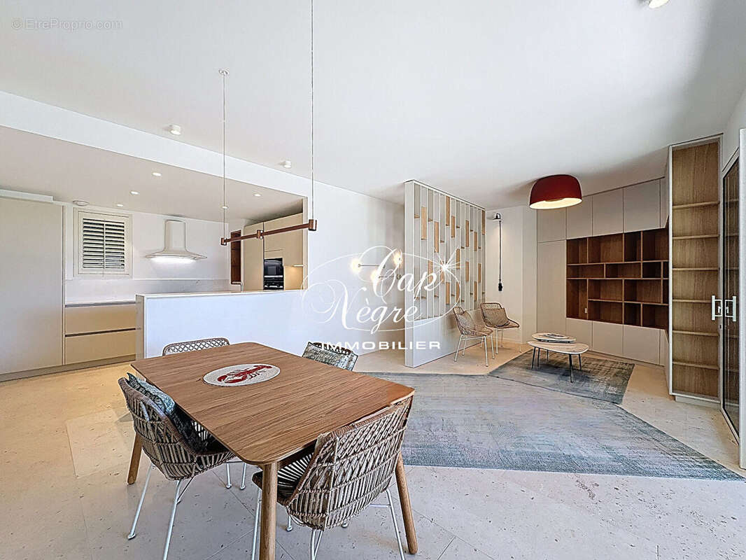 Appartement Rayol Canadel Sur Mer 4 pièce(s) 94.63m² - photo 4