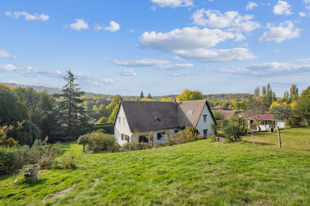 Photo 1 - Maison à MILON-LA-CHAPELLE