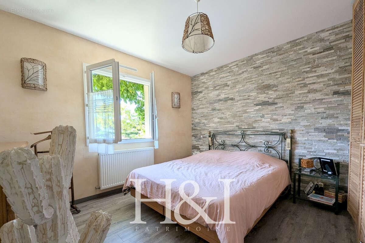 Maison à COULOMBIERS