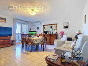 Appartement à PEROLS