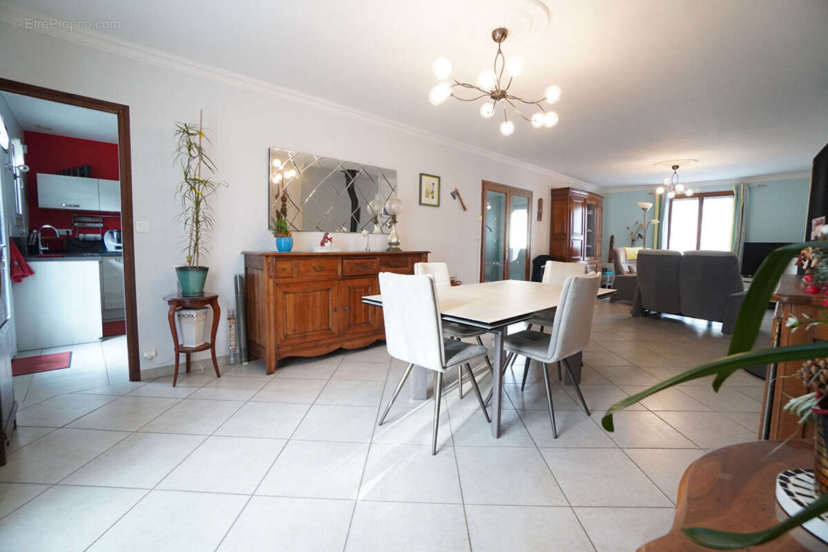 Maison Le Mans 5 pièce(s) 120 m2 - photo 2