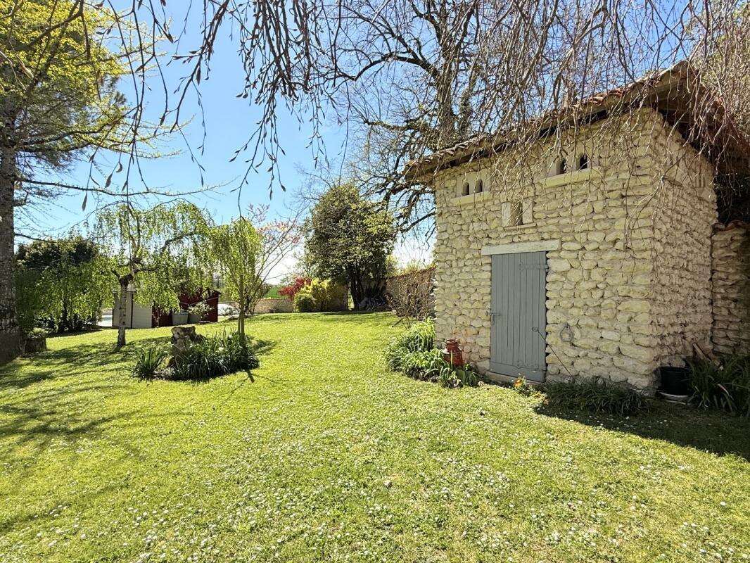 Maison à BROSSAC
