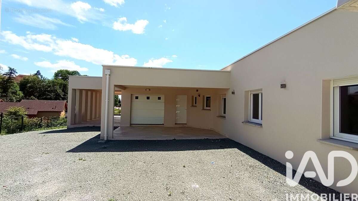 Photo 2 - Maison à VOUGY