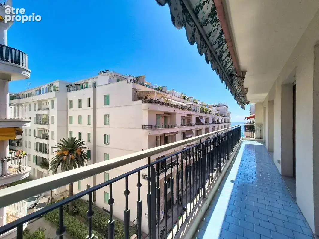Quartier des Fleurs / Andrioli – À 100 mètre de la mer, parking en supplément - photo 3