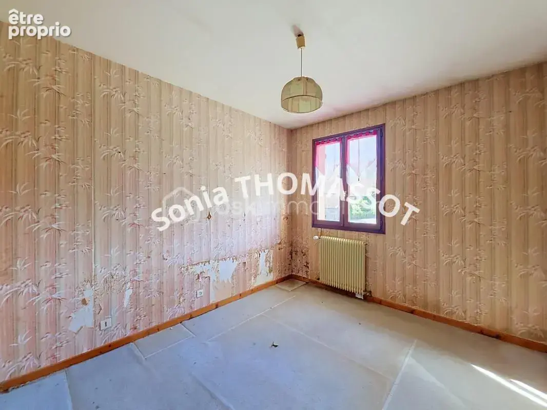 Maison sur sous-sol et terrain clos - photo 11