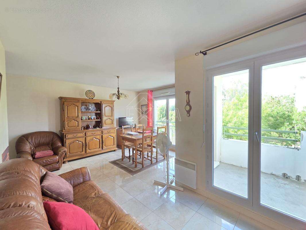 Appartement 3 pièces de 64 m² avec balcon, ascenseur et parking à Mantes-la-Jolie - photo 3