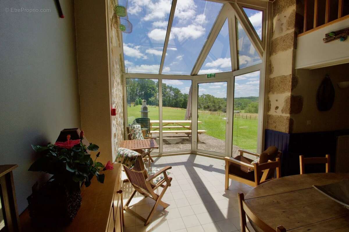 Maison à AVAILLES-LIMOUZINE