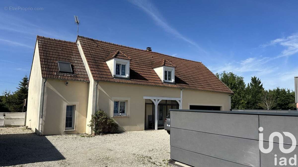 Photo 2 - Maison à COURTERANGES