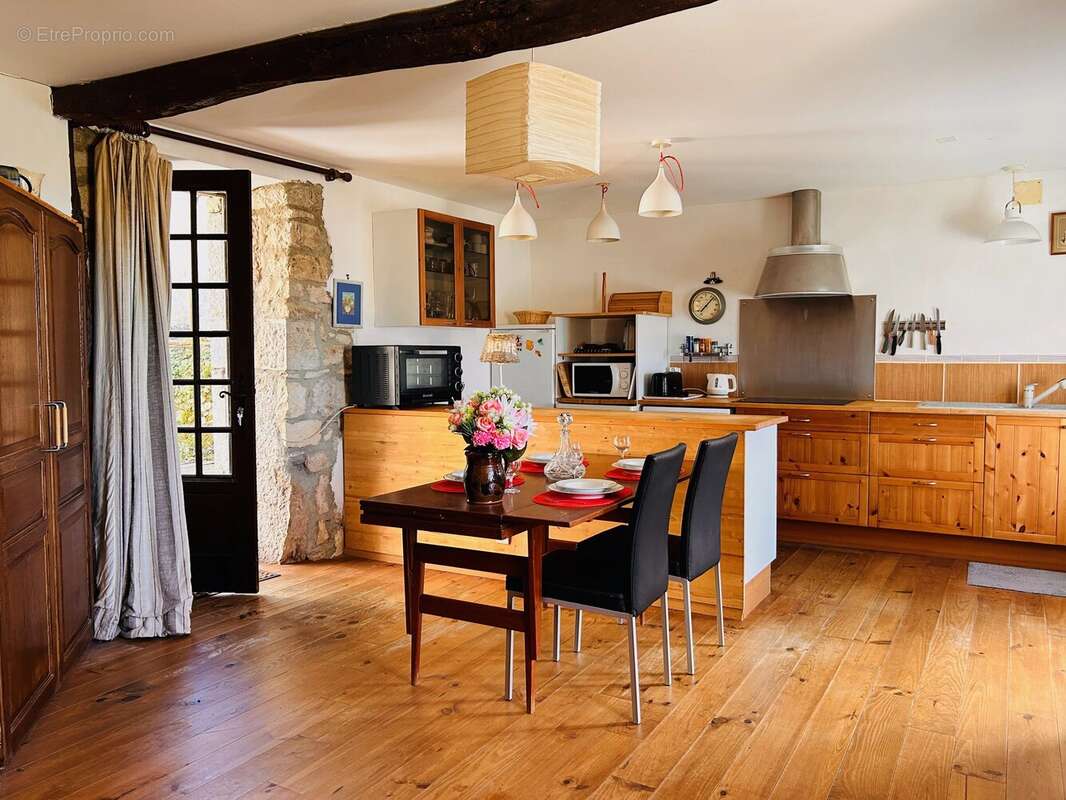 Maison à FRAYSSINET