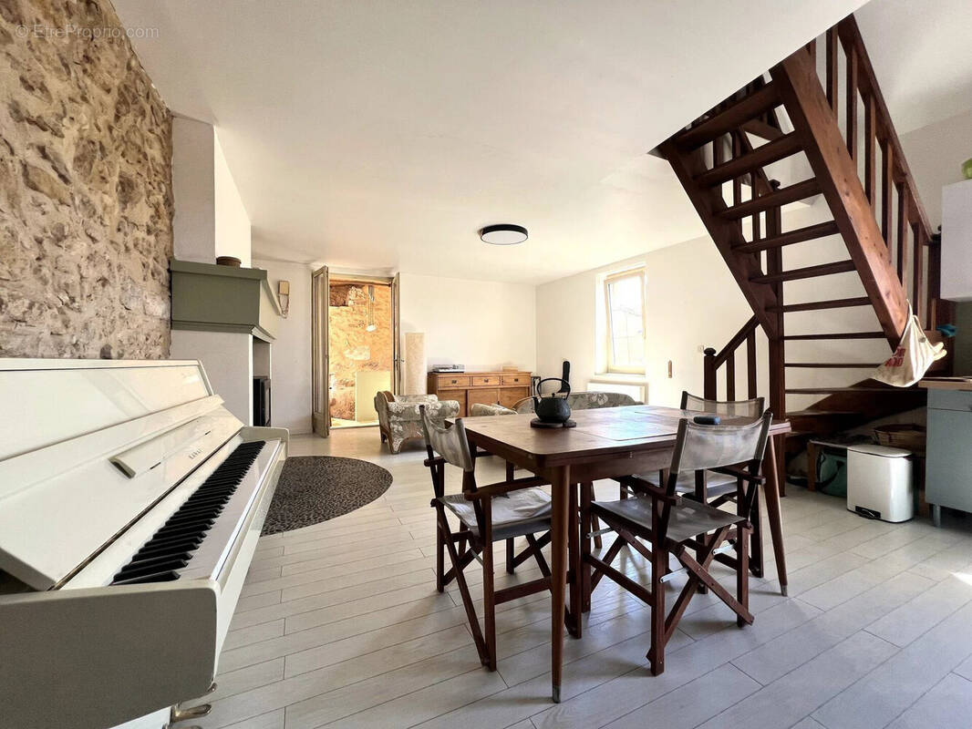 Maison à MOULEYDIER