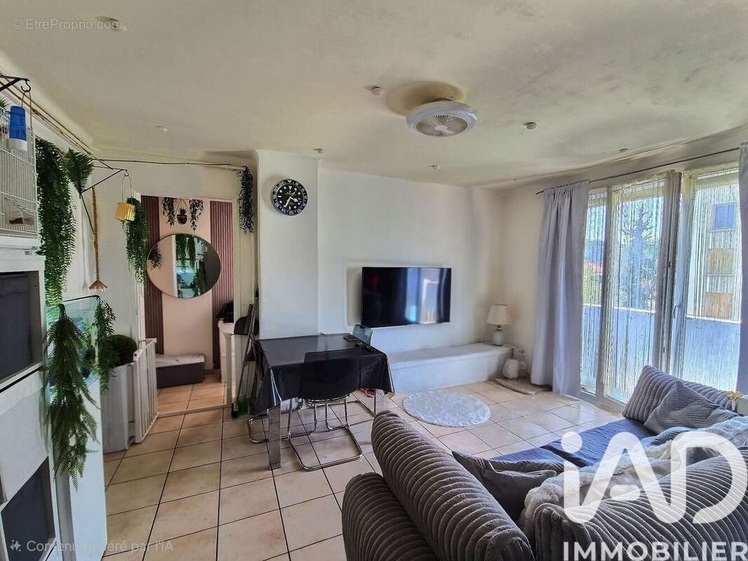 Photo 3 - Appartement à MARSEILLE-13E