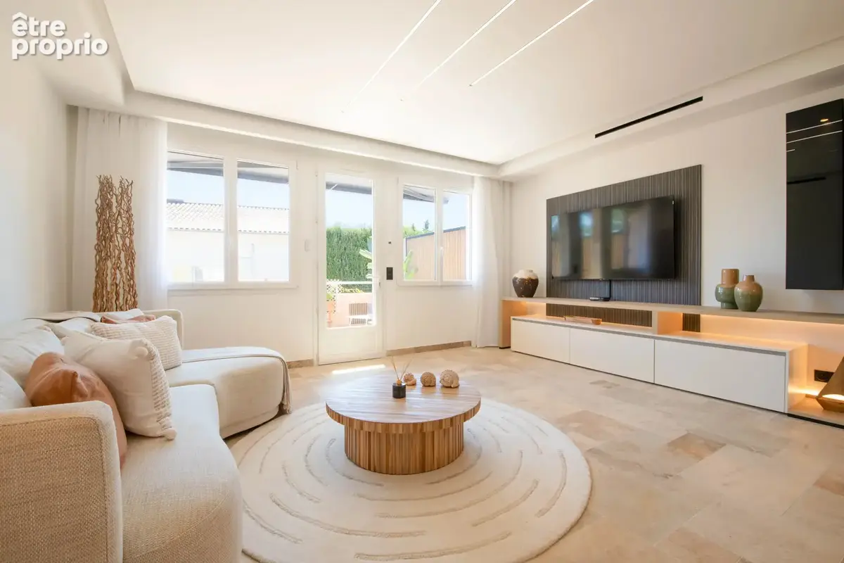 Coup de cœur – mazet rénové 87 m² – centre des issambres – aperçu mer - photo 3