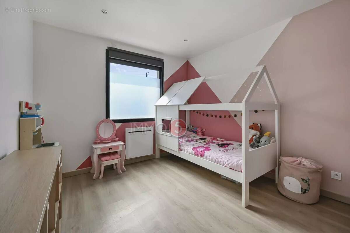 Maison à AULNAY-SOUS-BOIS