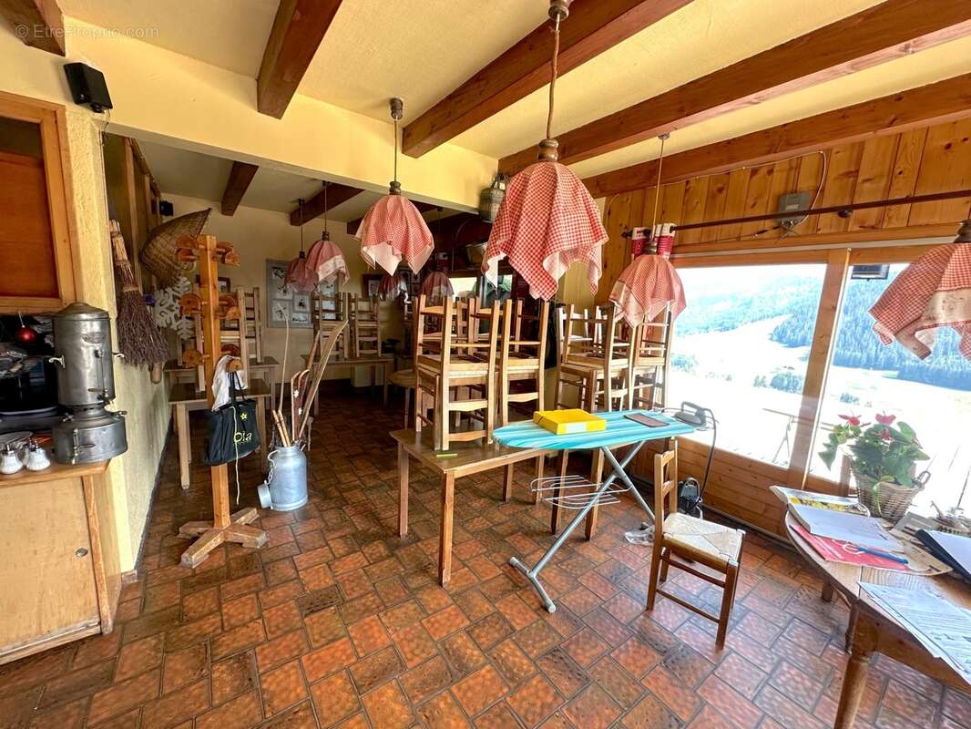 Fonds de commerce et Murs à vendre NOTRE DAME DE BELLECOMBE (73), Bar licence4, restaurant, CA 283 KE - photo 5